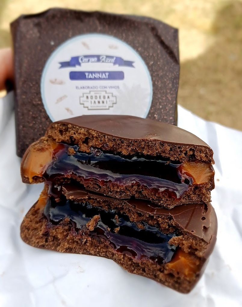 Carpa Azul | Kiosco - Chocolater&iacute;a